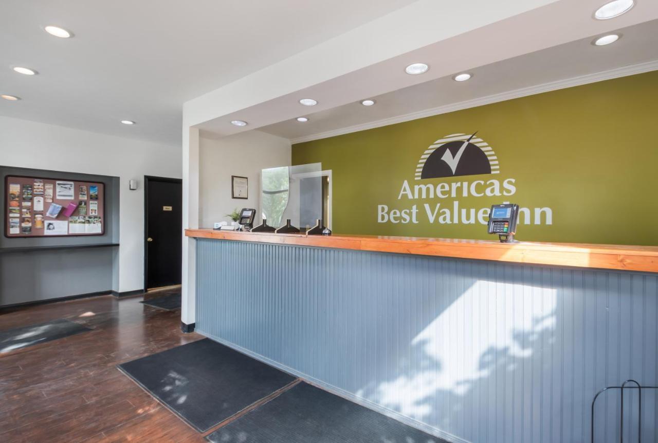 Americas Best Value Inn-Painted Post Exteriör bild